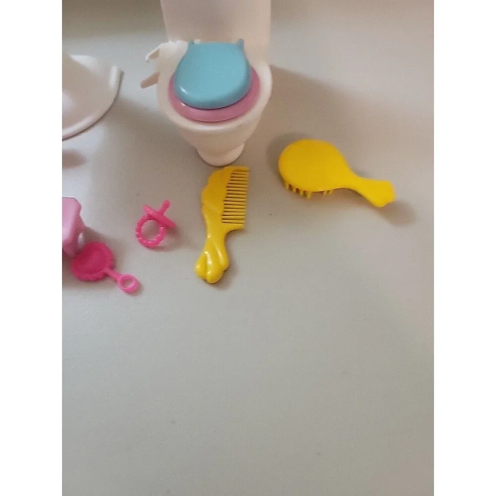 Vtg 1996‎ Kelly Potty Training Accessories replacements Barbie Little sister